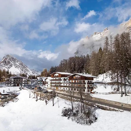 Otel Des Alpes