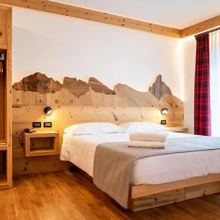 Des Alpes Otel
