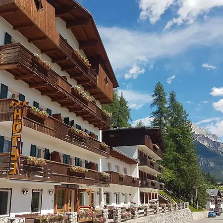 Otel Des Alpes Cortina dʼAmpezzo