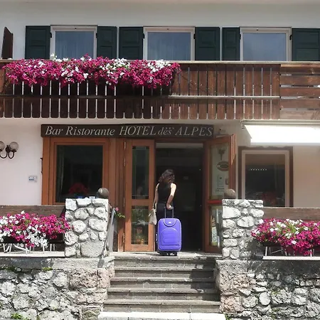Des Alpes 3*