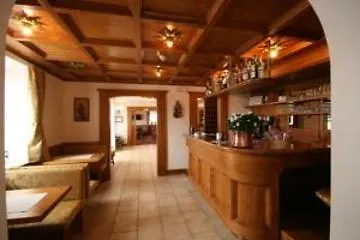 Otel Des Alpes 3*
